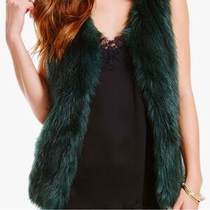 NWT Charlotte Russe emerald green faux fur vest